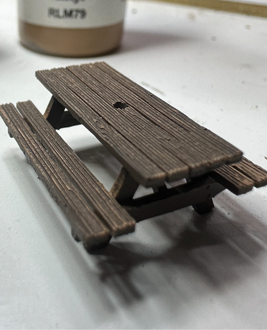 OO gauge highly detailed picnic bench’s x3
