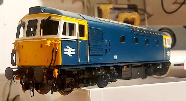 O gauge class 33 pipes and rubbing plate