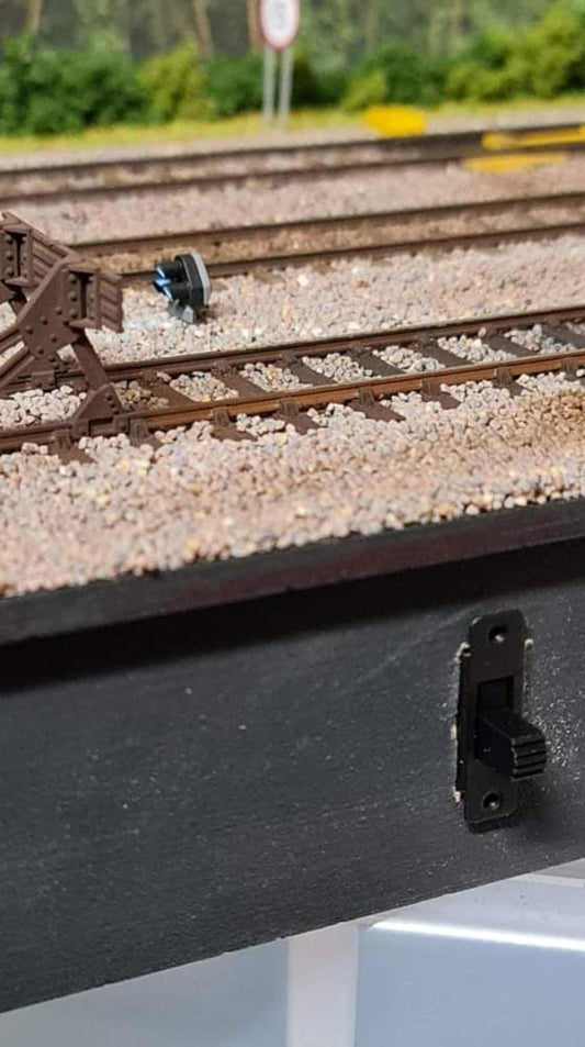 Red,Red/White,White shunt signal